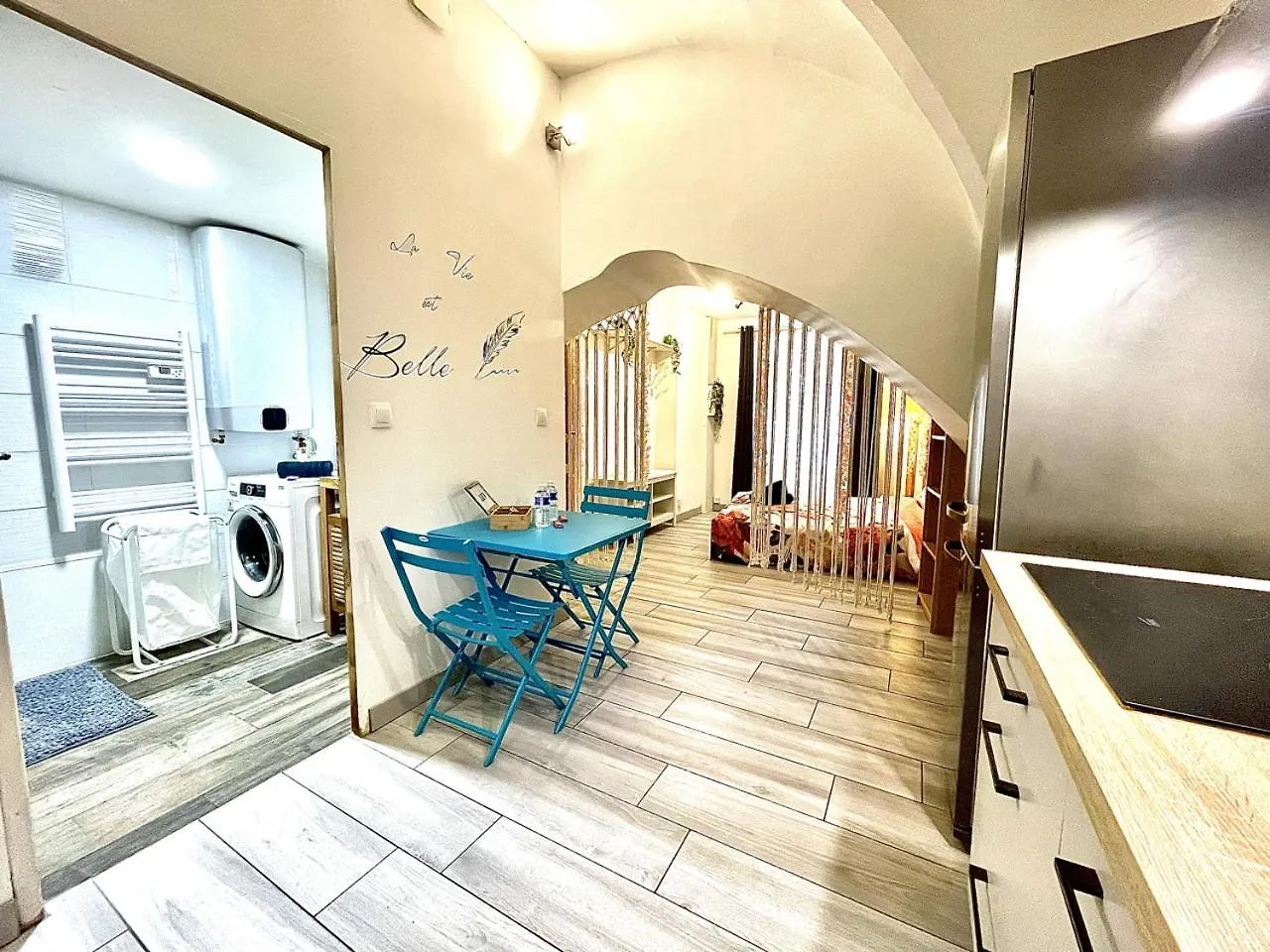 *Le Lotus*Fiber Wifi*Hyper Center* Appartement Salon-de-Provence